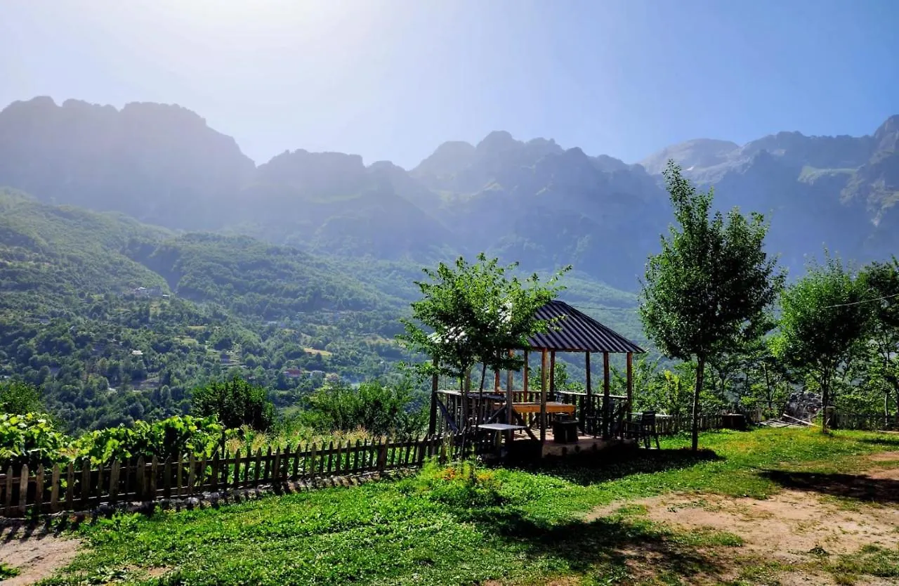Guest house Mountain Vista Guesthouse Shkafi Theth Albania