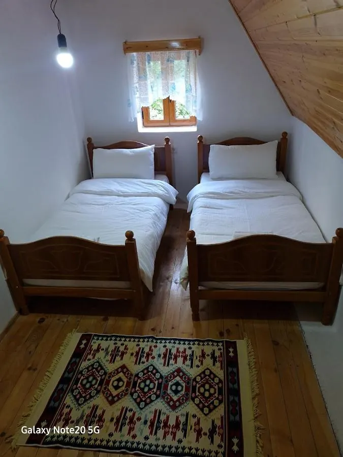 Mountain Vista Guesthouse Shkafi Theth 0*,  Albania